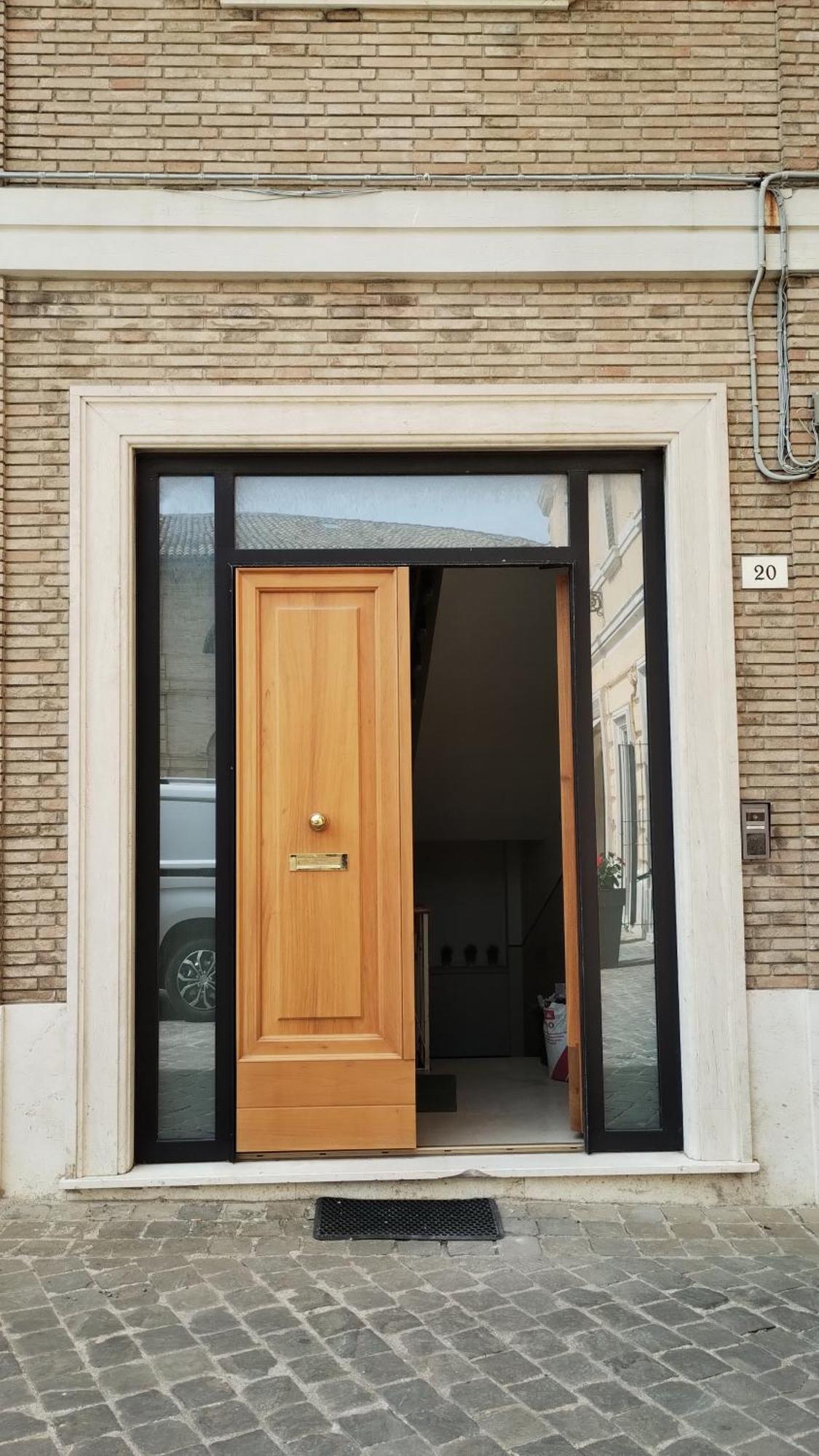 Palazzo Cavalletti - Appartamenti Nel Cuore Di Senigallia Exterior foto